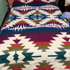 Ecuadane Polka Dots Large Woven blanket.